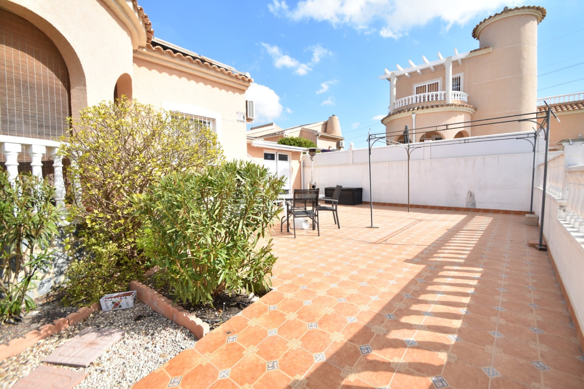 Resale - Villa - Ciudad quesada - Atalayas