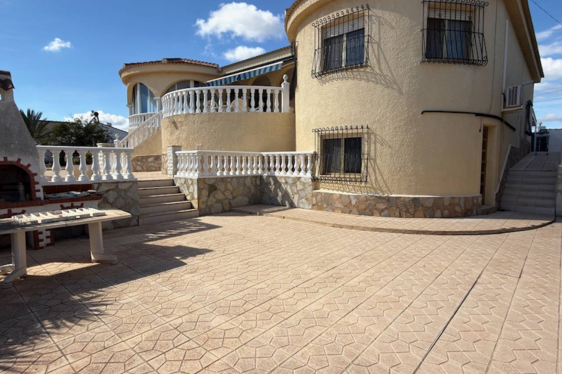 Resale - Villa - Ciudad quesada - Costa Blanca