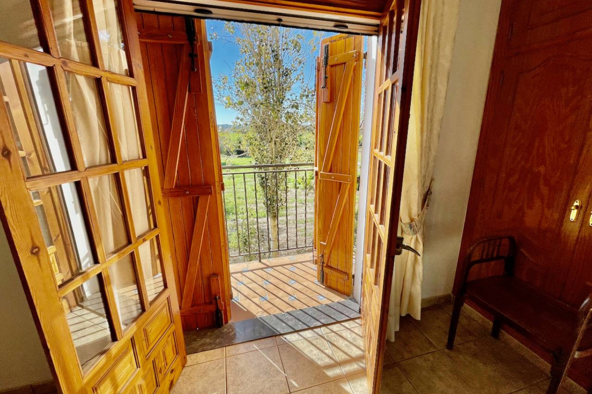 Resale - Villa - Daya Nueva