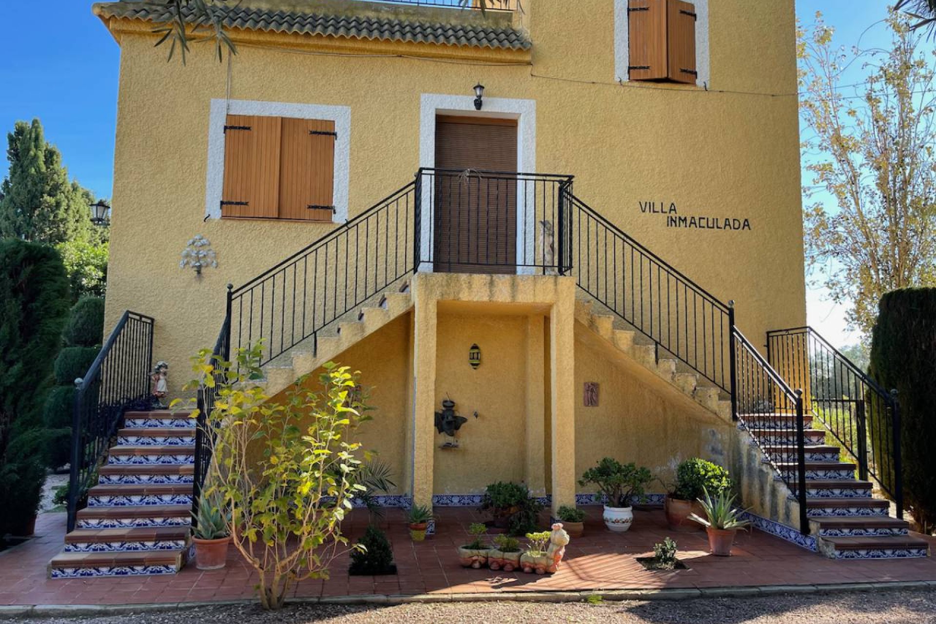 Resale - Villa - Daya Nueva