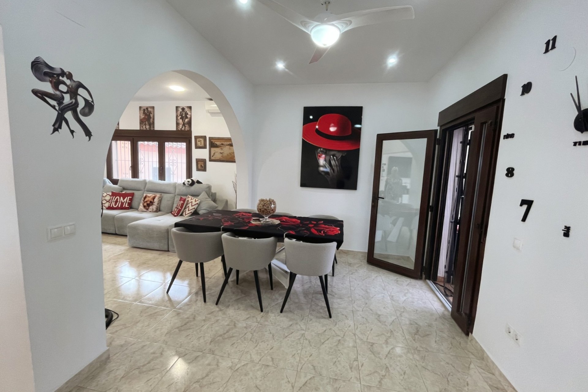 Resale - Villa - Daya Vieja