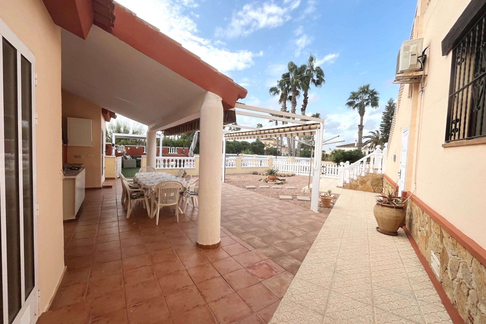 Resale - Villa - Daya Vieja