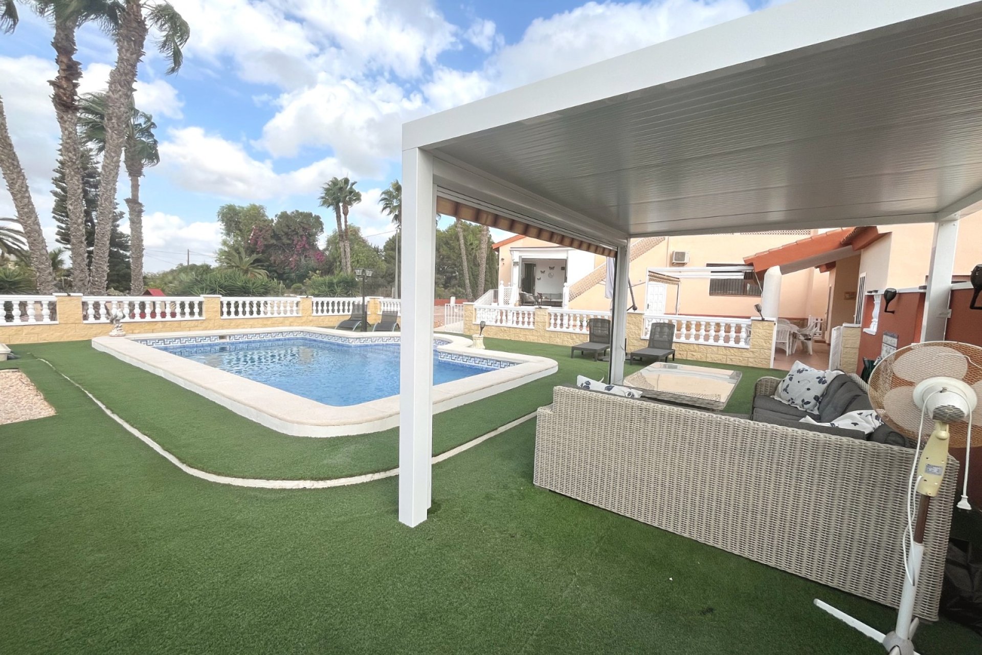 Resale - Villa - Daya Vieja