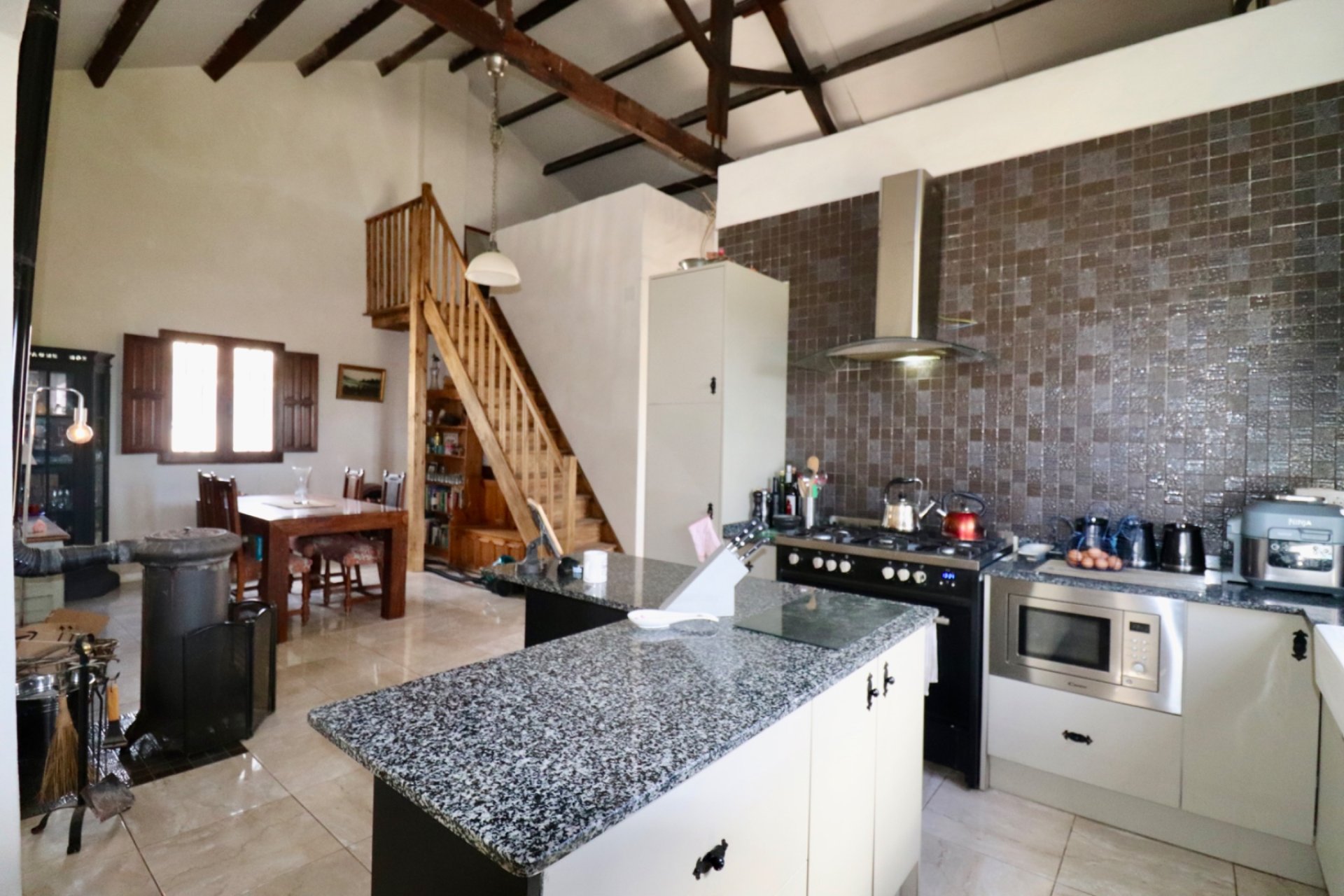 Resale - Villa - Dolores