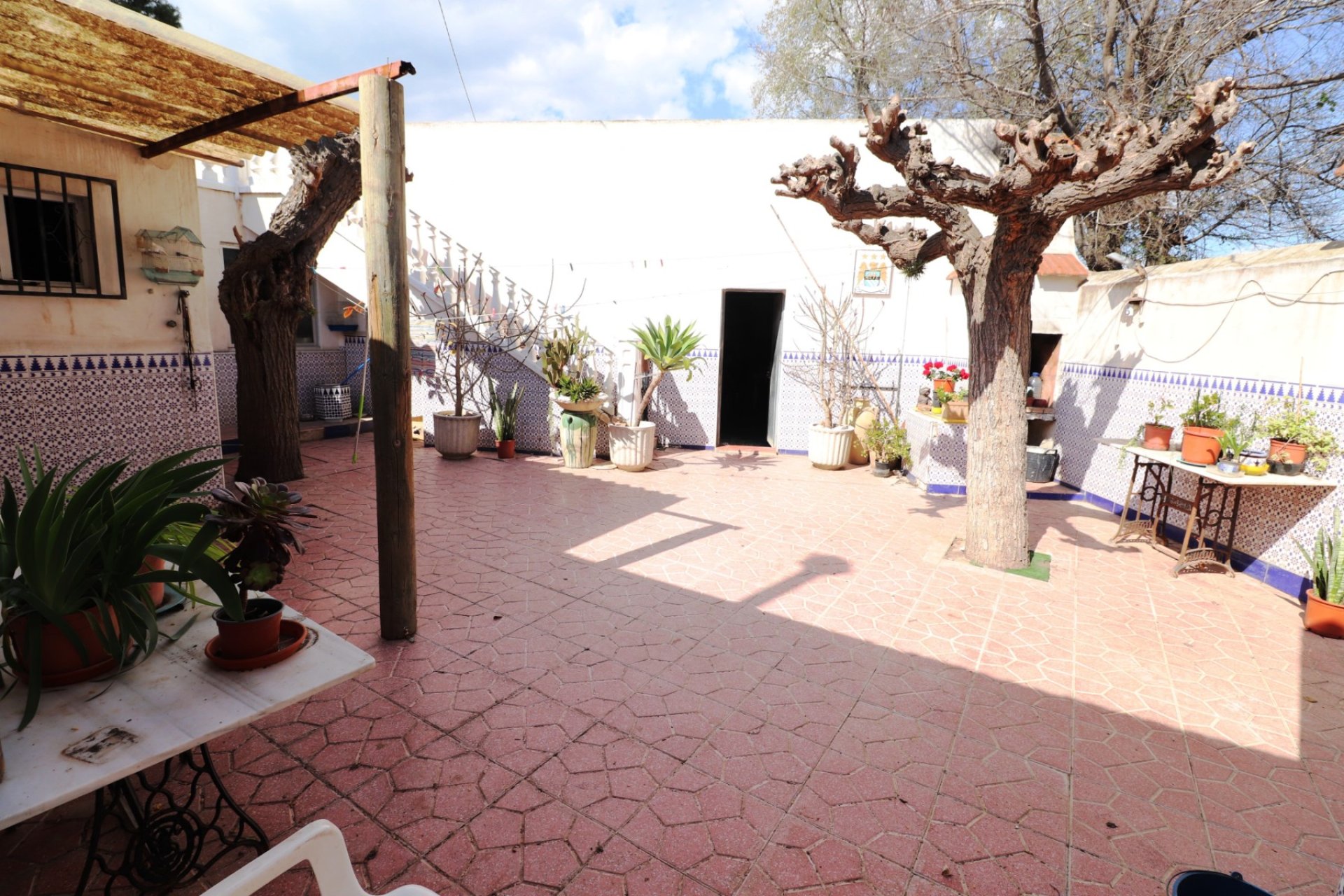 Resale - Villa - Heredades - Heradades