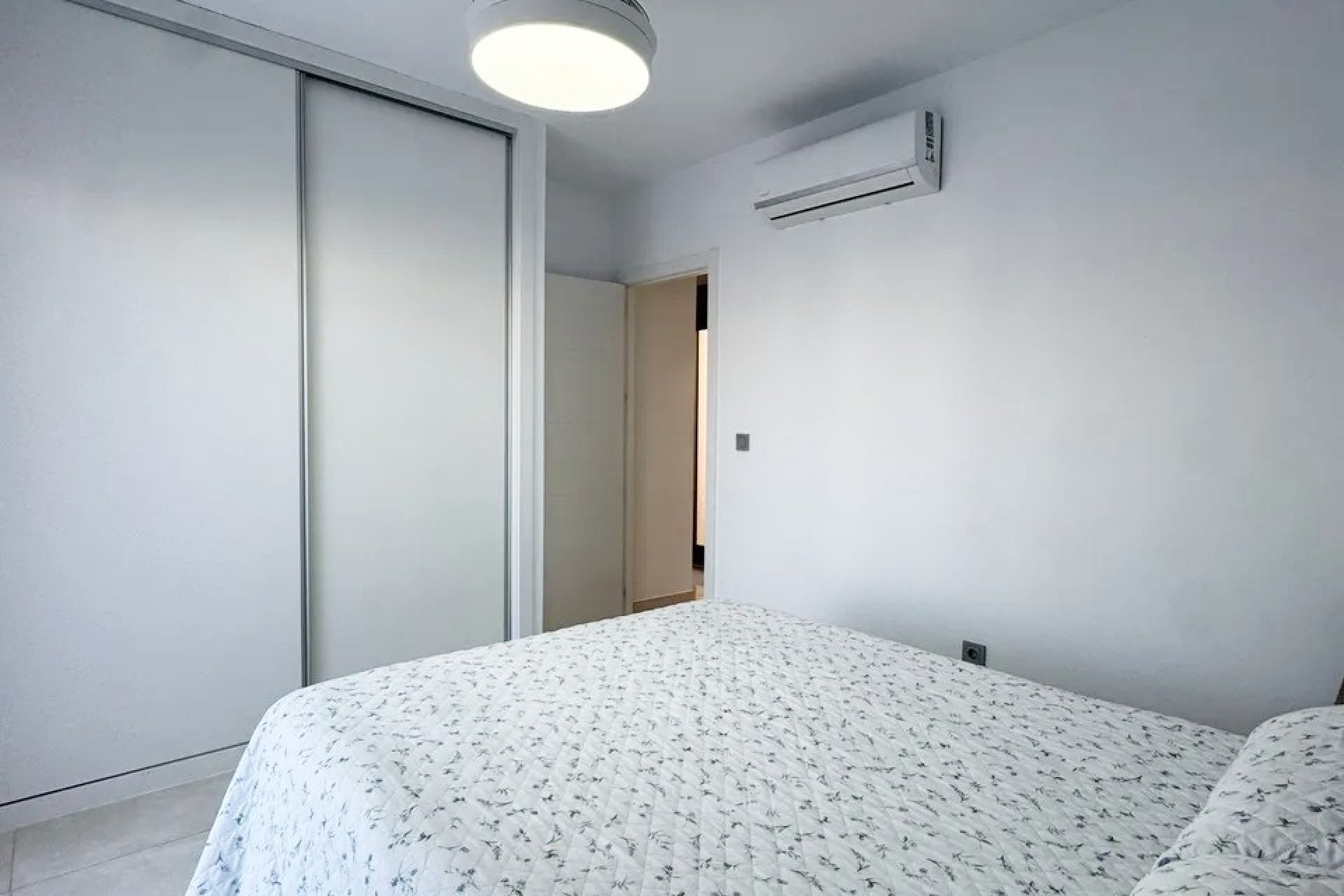 Resale - Villa - Los Alcazares