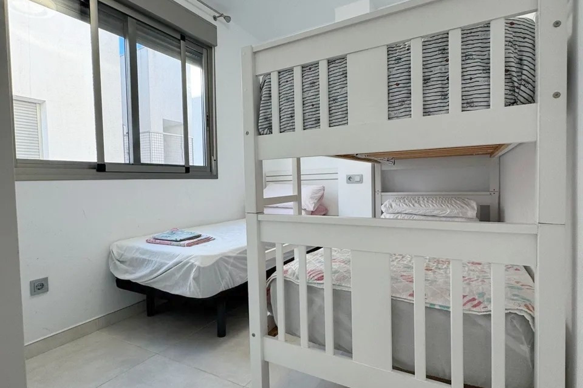 Resale - Villa - Los Alcazares