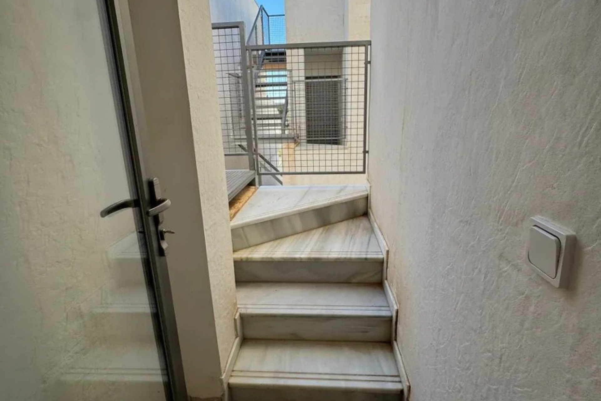 Resale - Villa - Los Alcazares