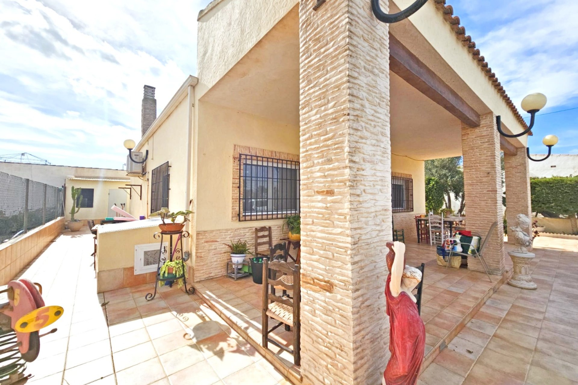 Resale - Villa - Los Alcazares