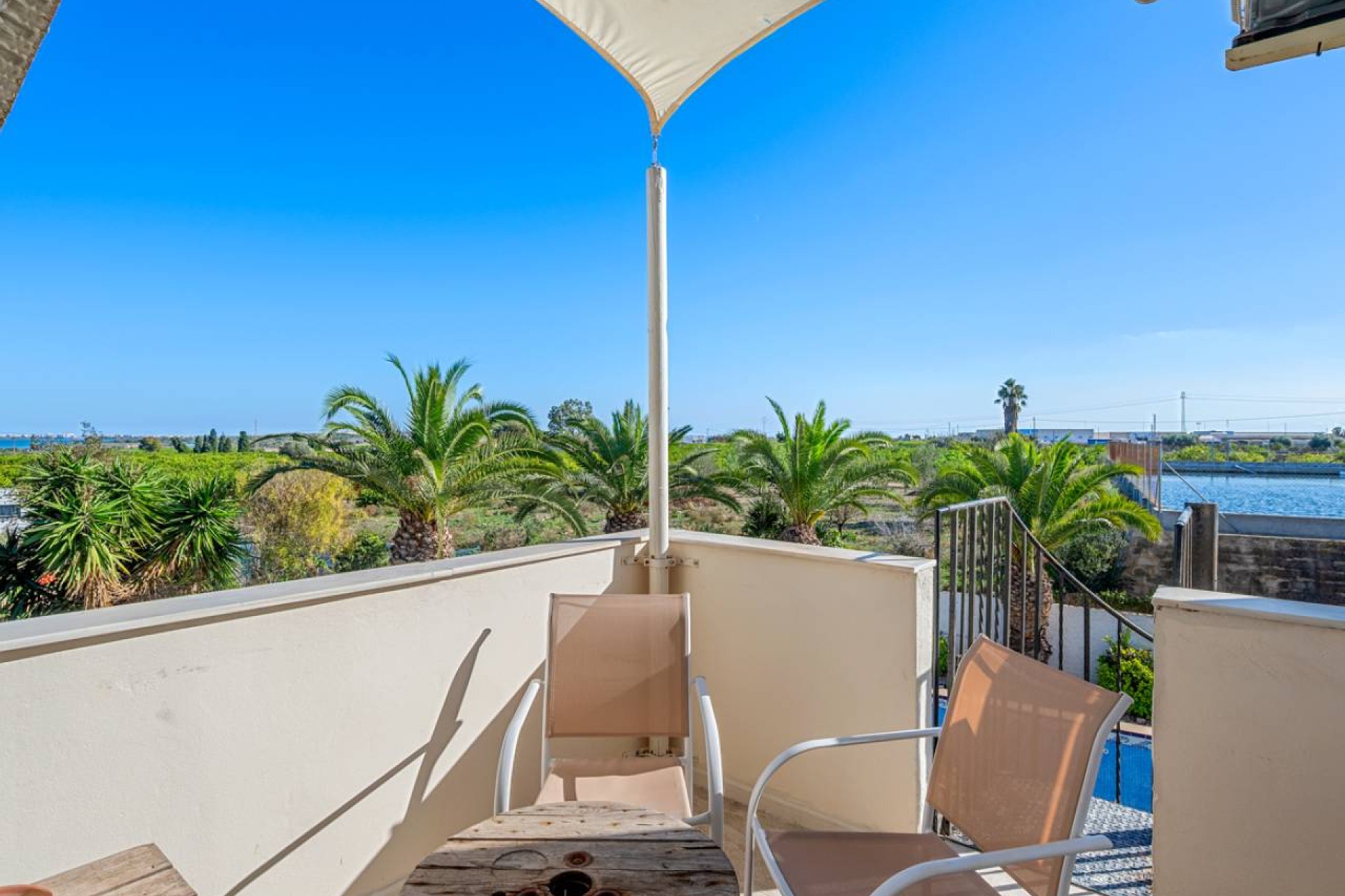 Resale - Villa - Los Montesinos