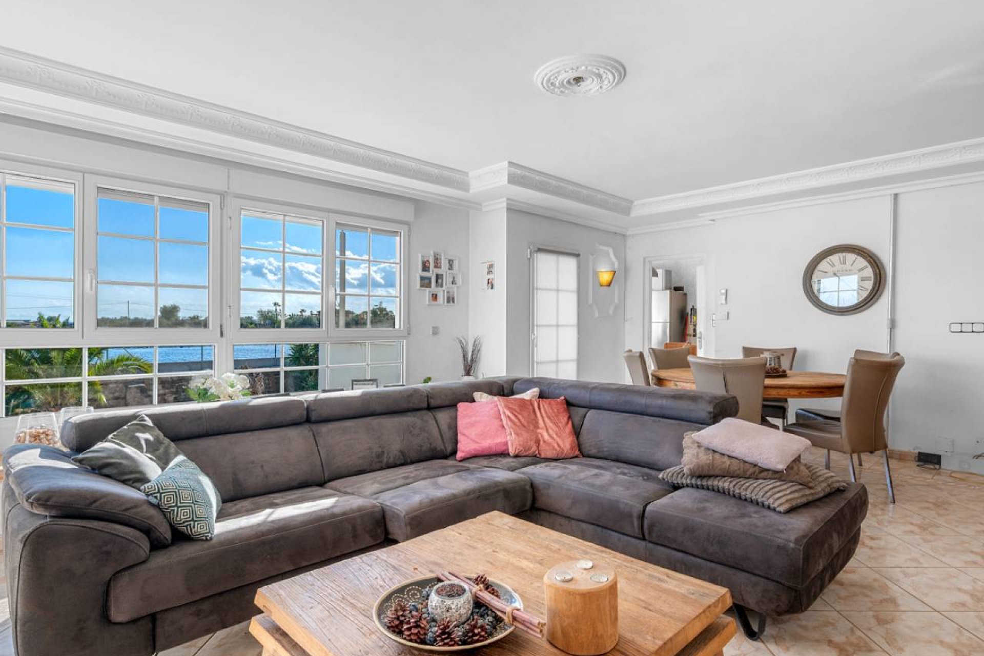 Resale - Villa - Los Montesinos