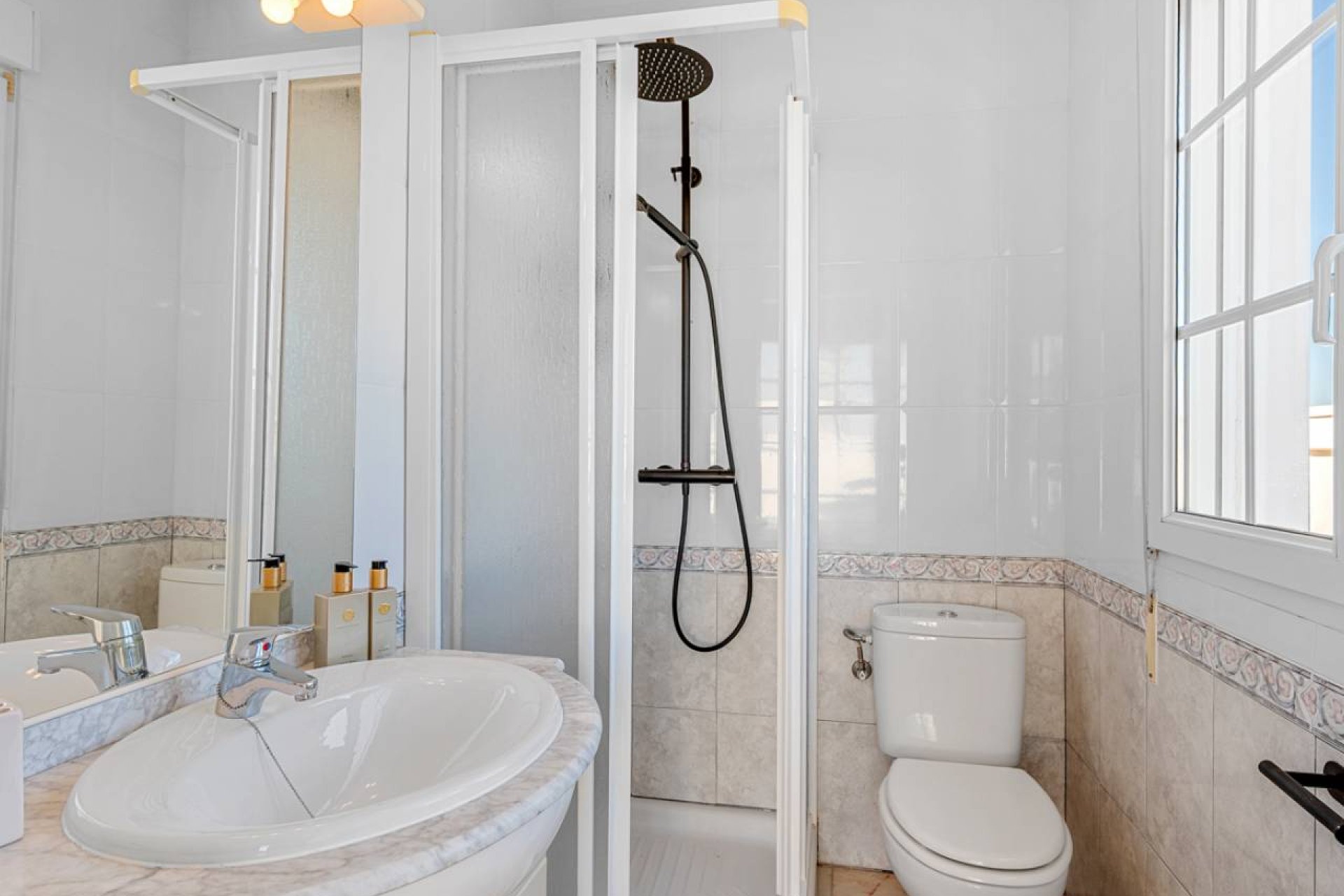 Resale - Villa - Los Montesinos