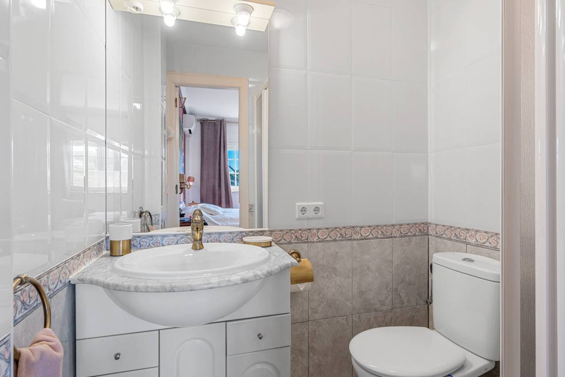 Resale - Villa - Los Montesinos