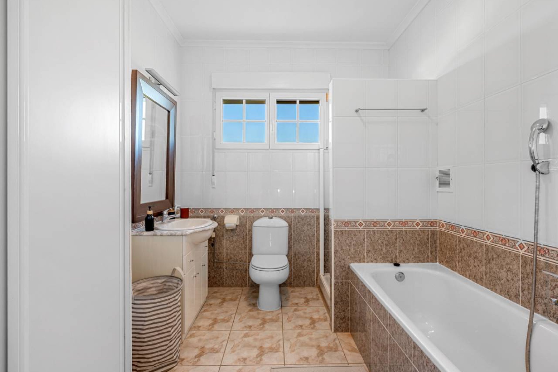 Resale - Villa - Los Montesinos