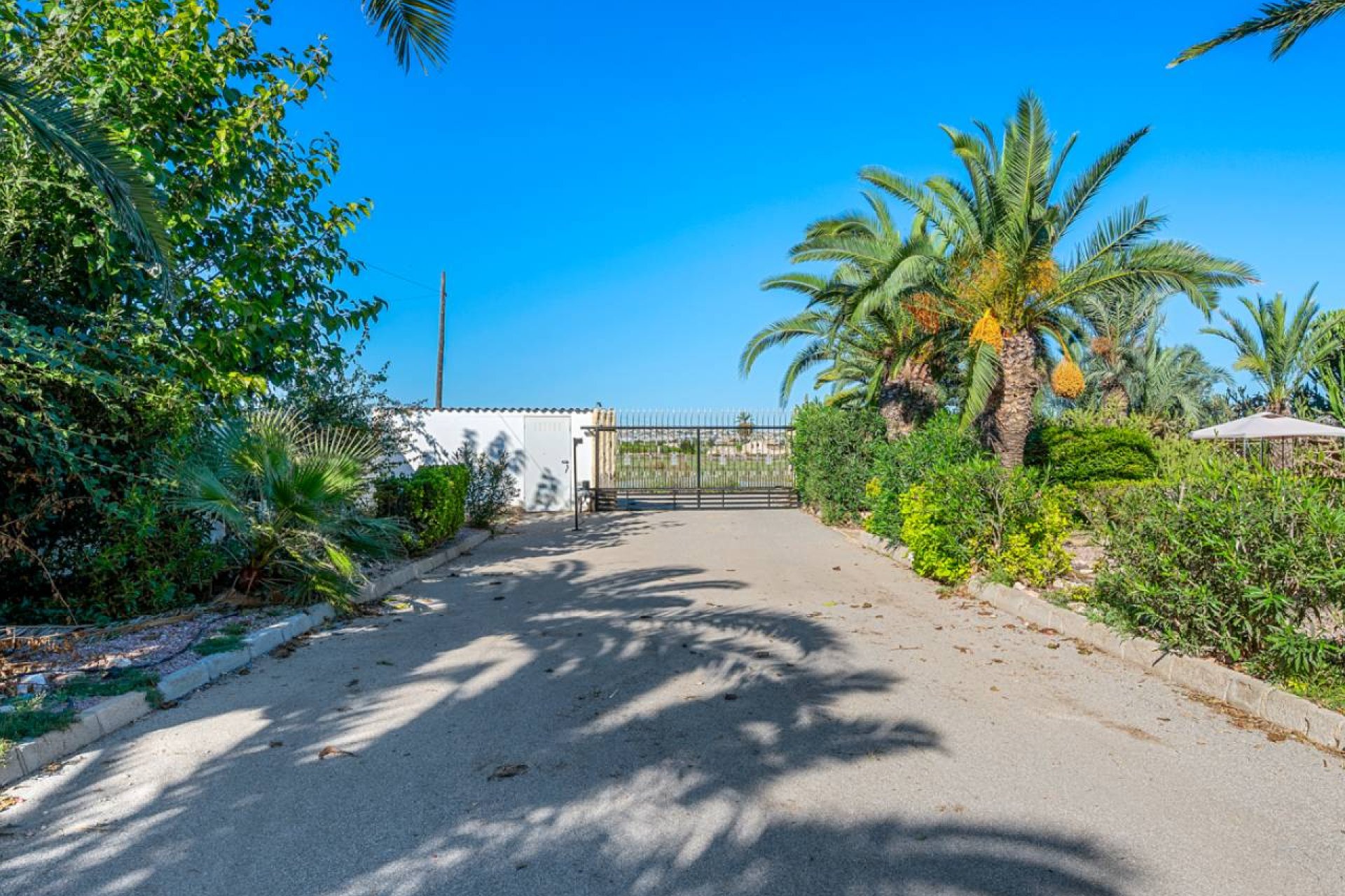 Resale - Villa - Los Montesinos