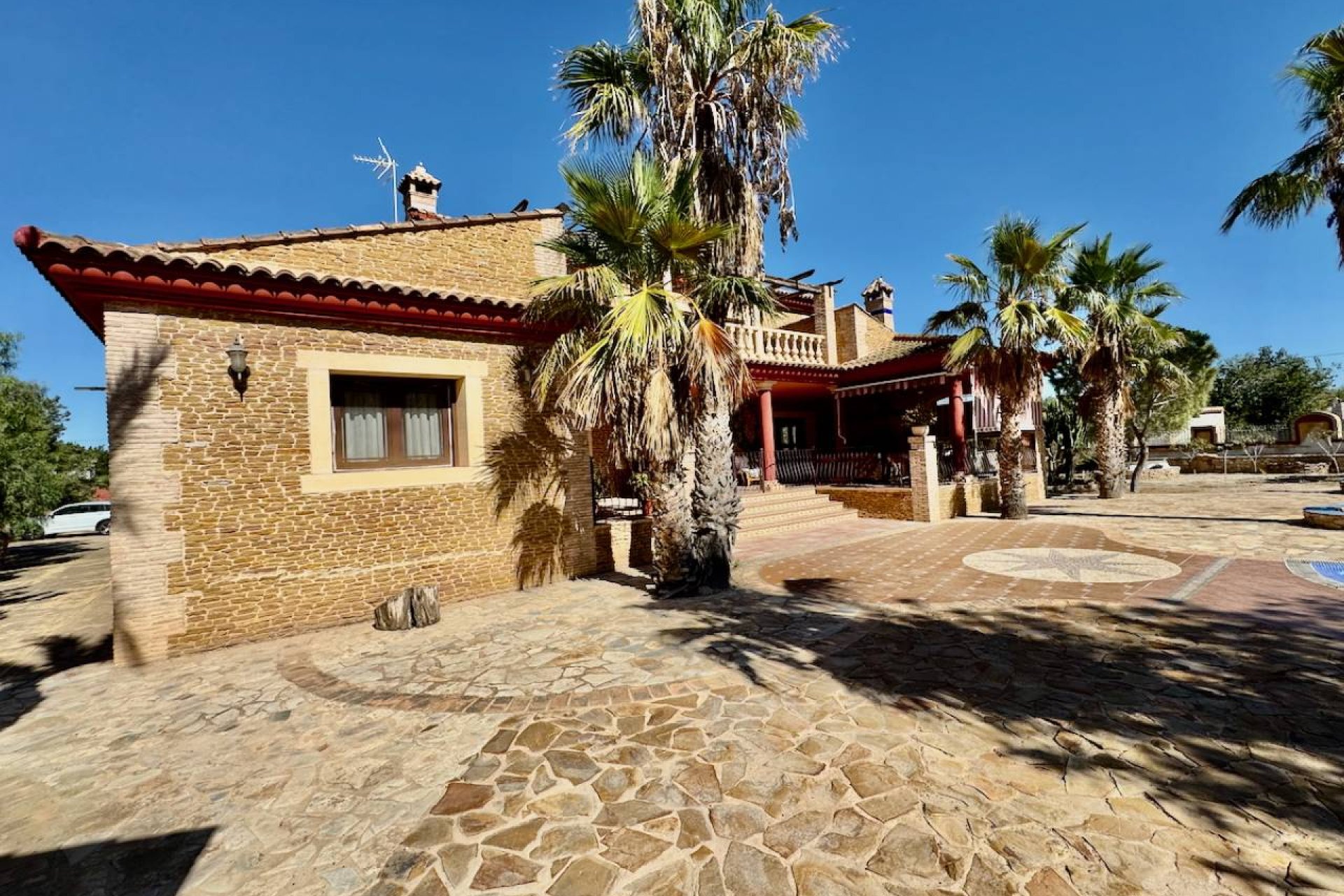 Resale - Villa - Los Montesinos