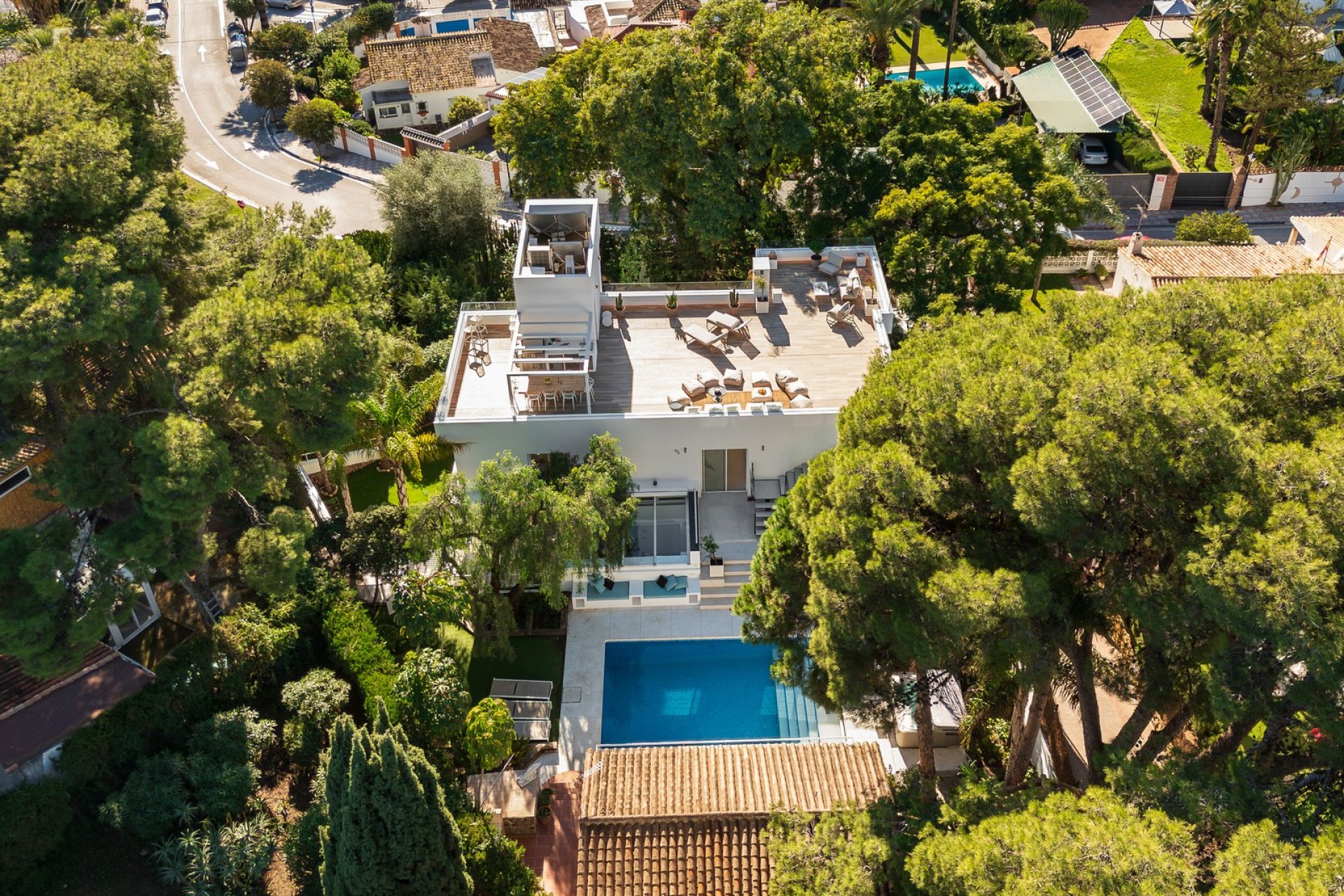Resale - Villa - Marbella - Nueva Andalucía