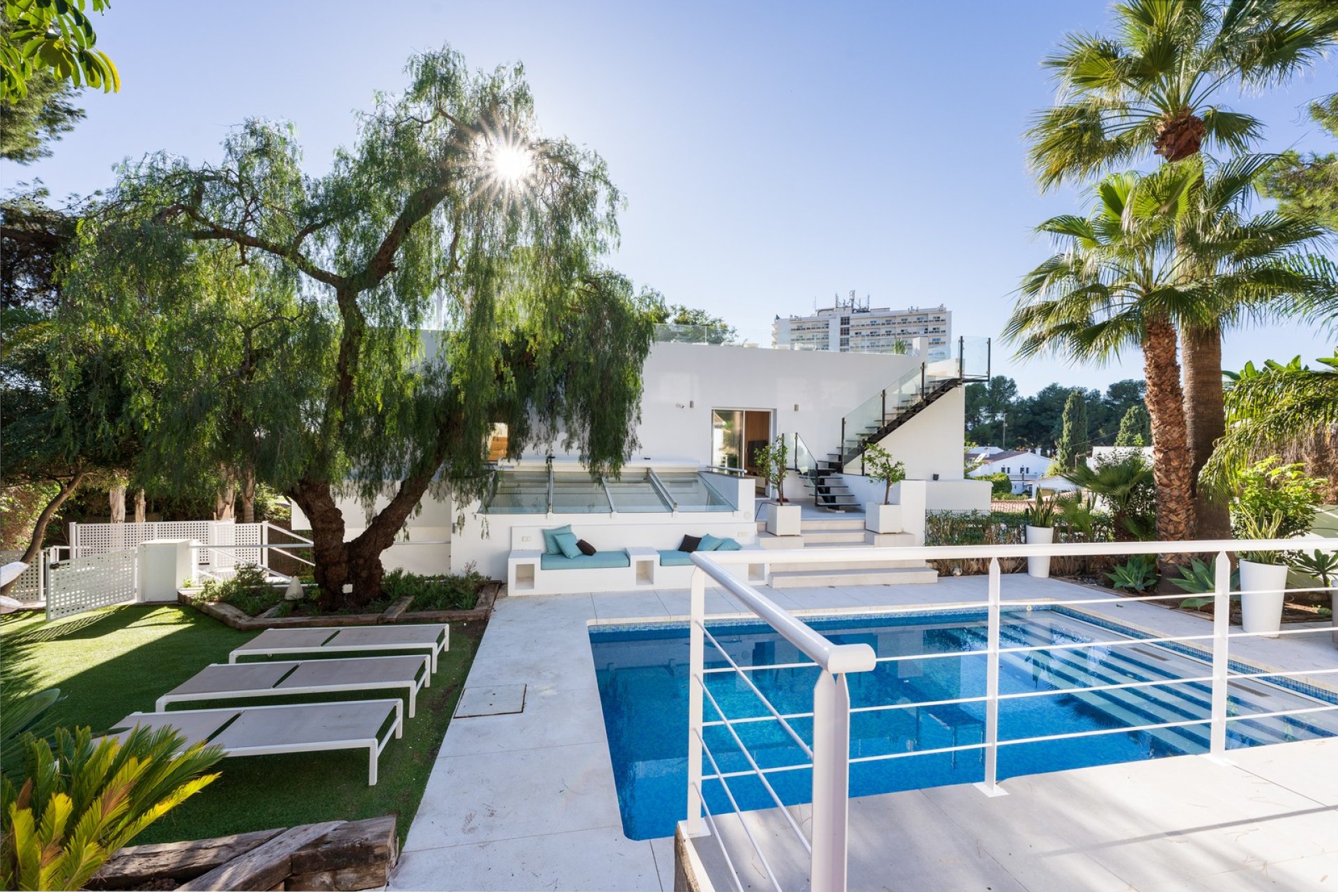 Resale - Villa - Marbella - Nueva Andalucía