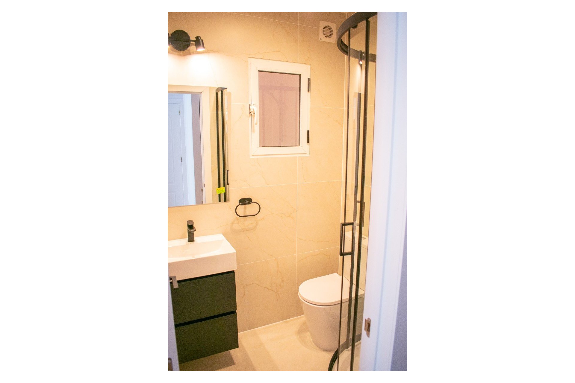 Resale - Villa - Orihuela Costa - Punta Prima