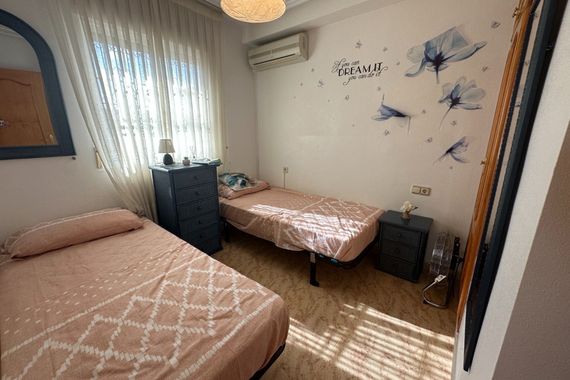 Resale - Villa - Orihuela Costa - Villamartín