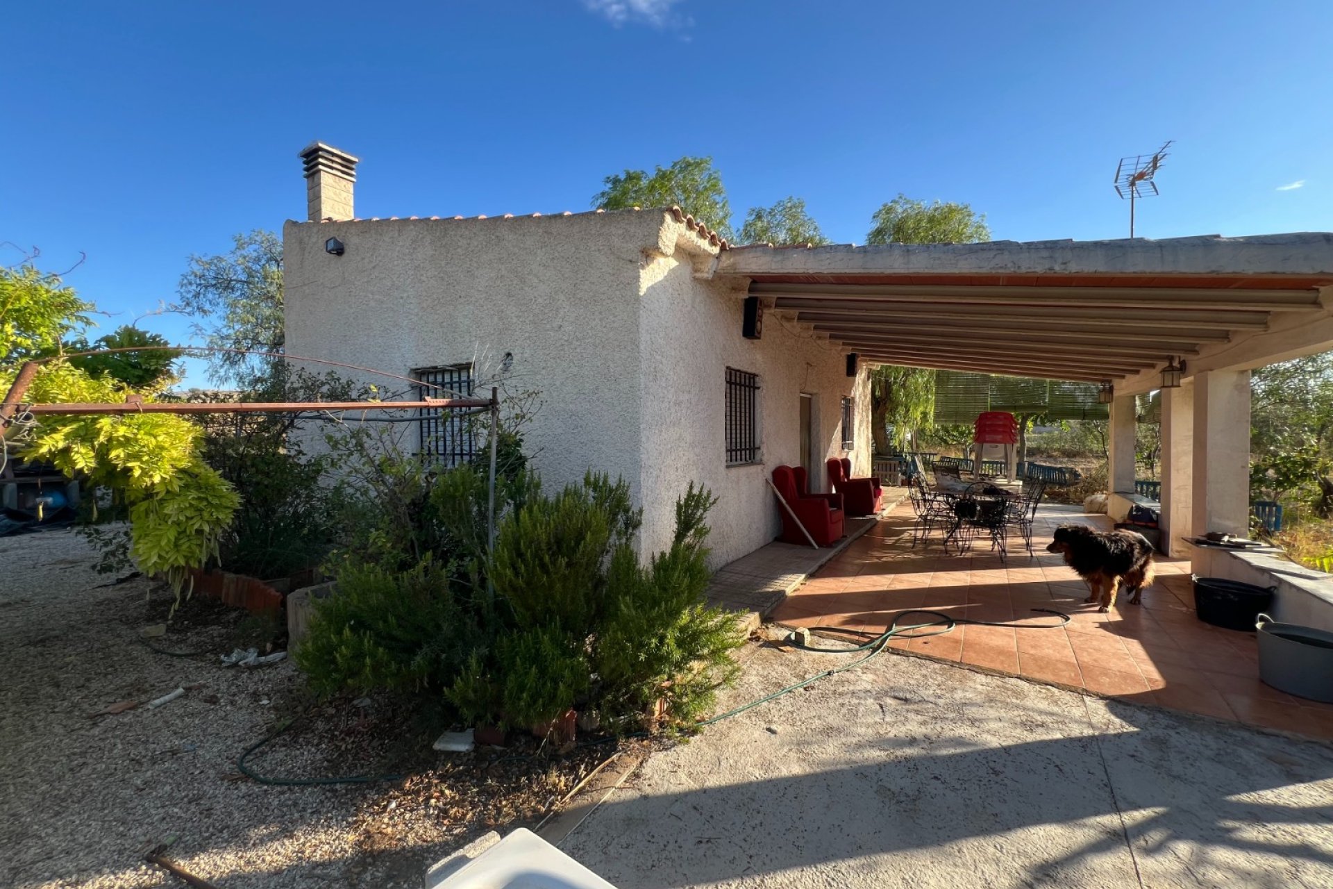 Resale - Villa - Sax