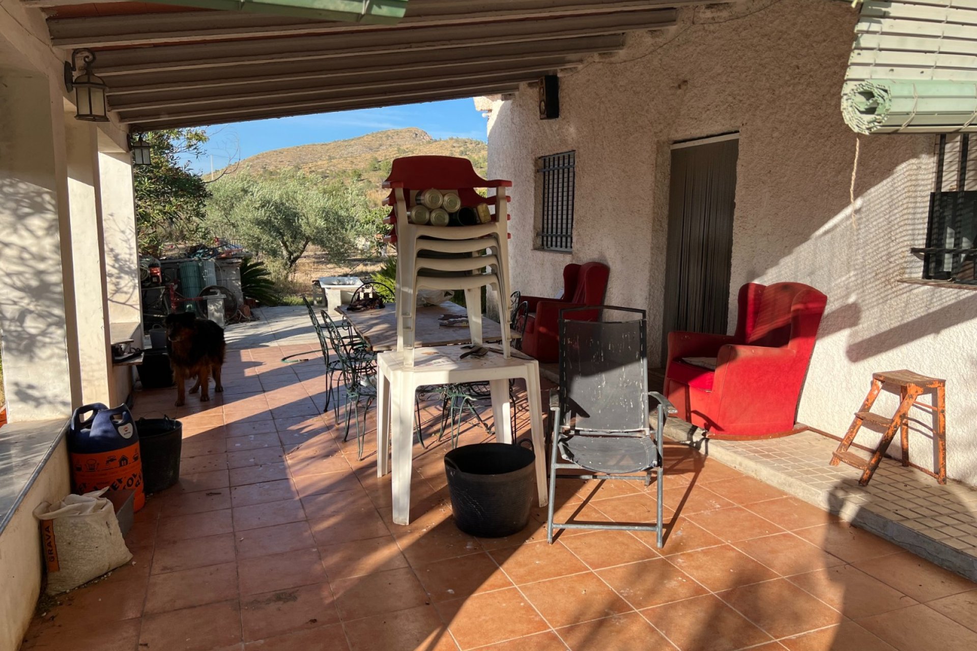 Resale - Villa - Sax