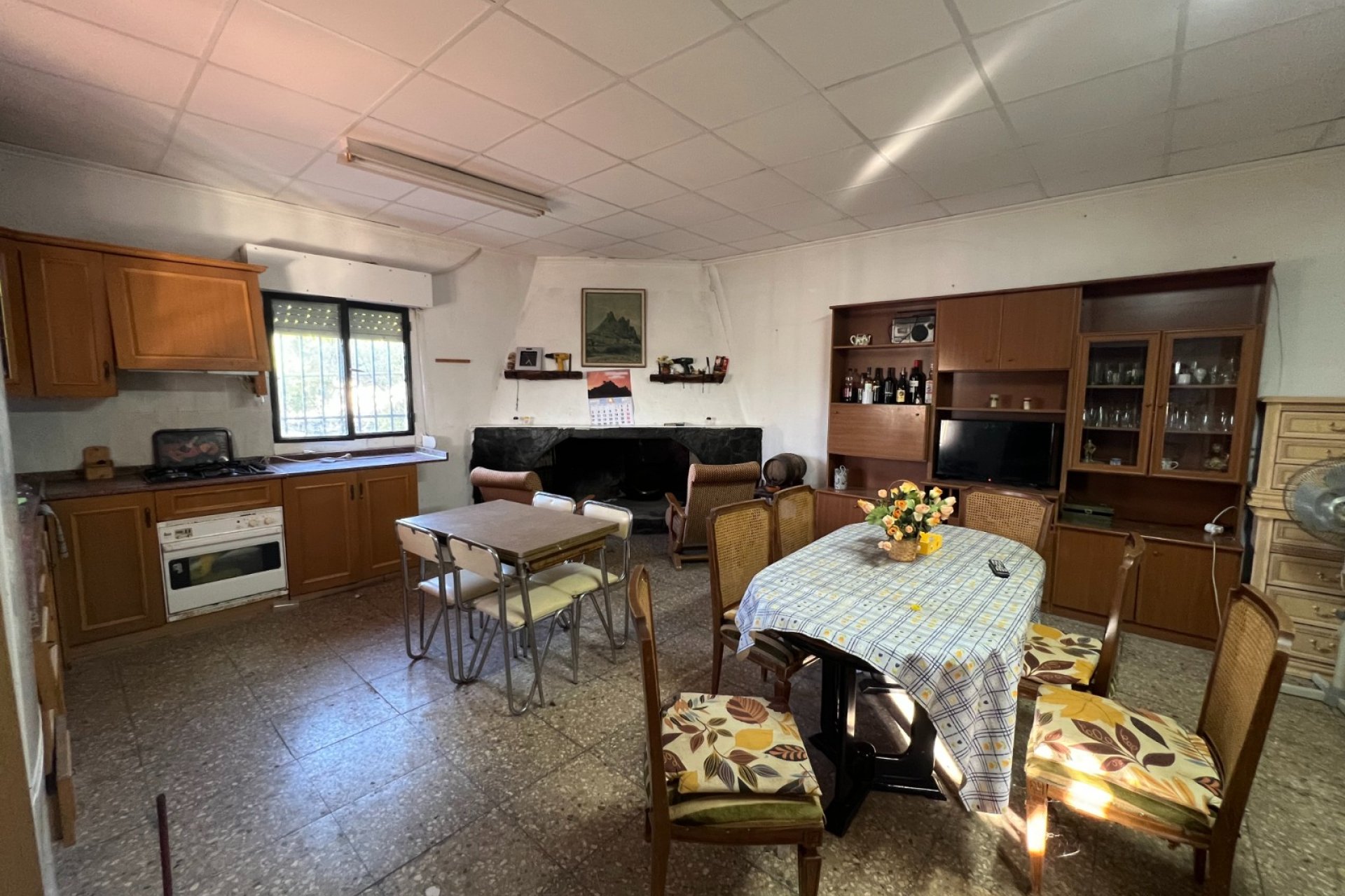 Resale - Villa - Sax