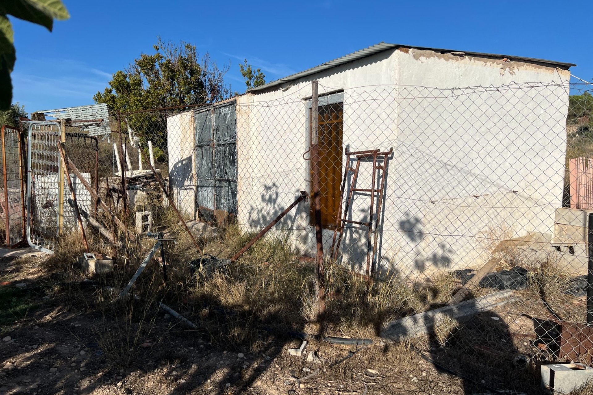 Resale - Villa - Sax