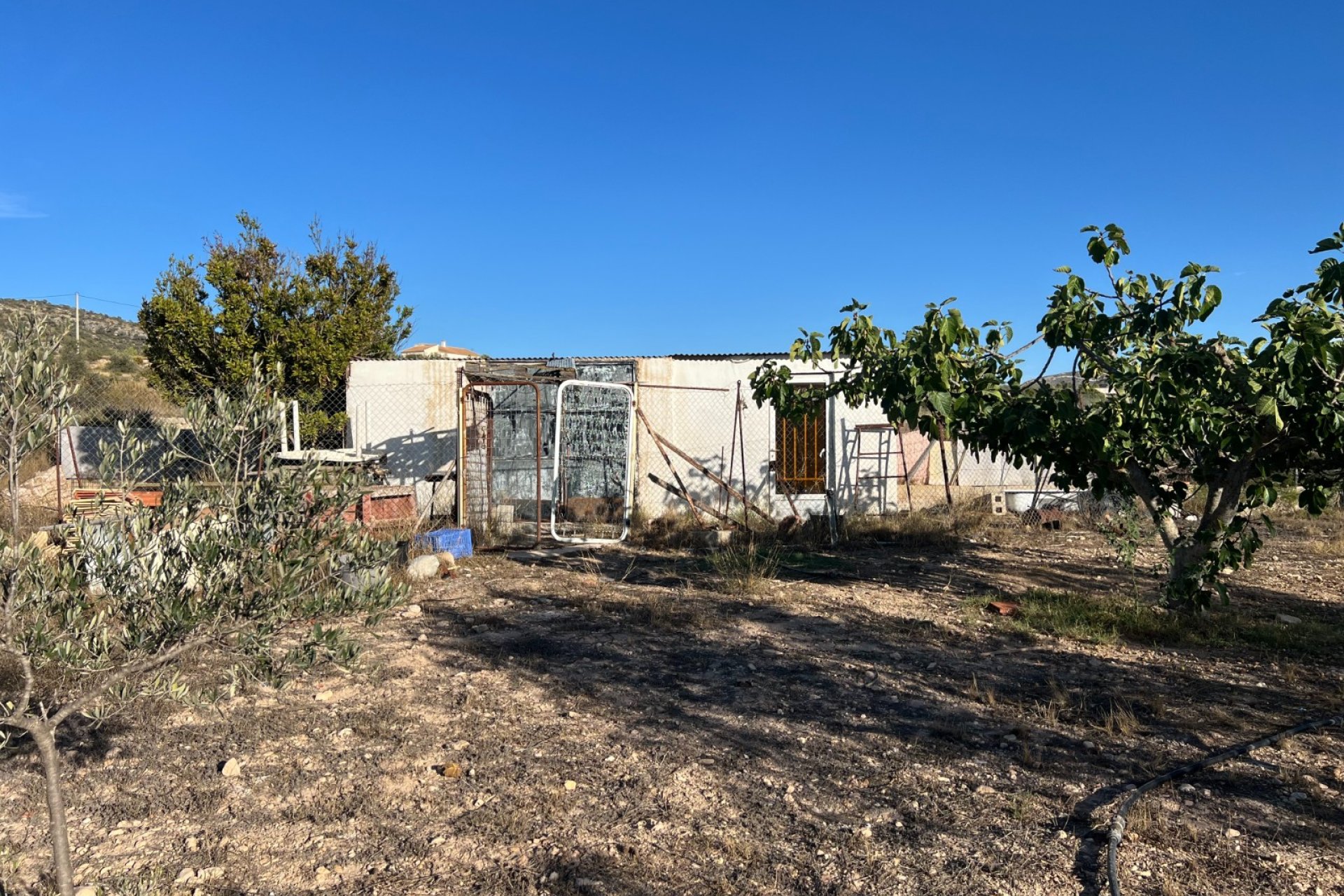 Resale - Villa - Sax