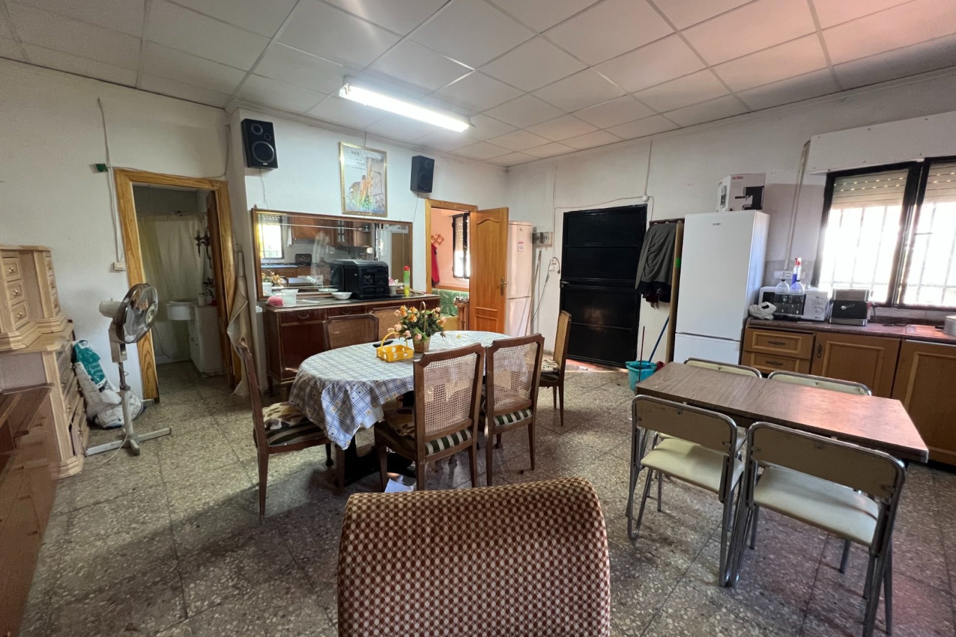 Resale - Villa - Sax