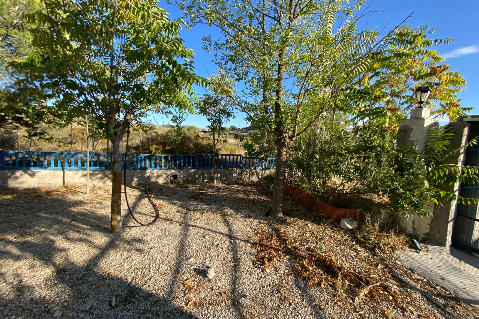 Resale - Villa - Sax