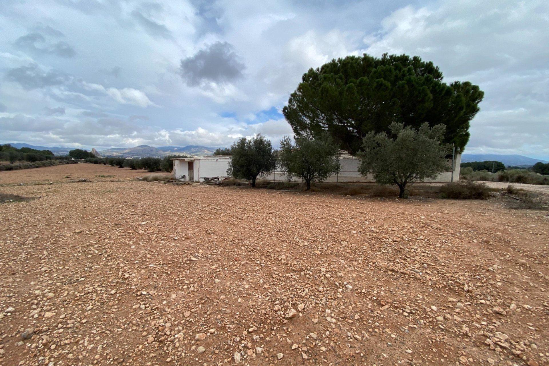 Resale - Villa - Sax