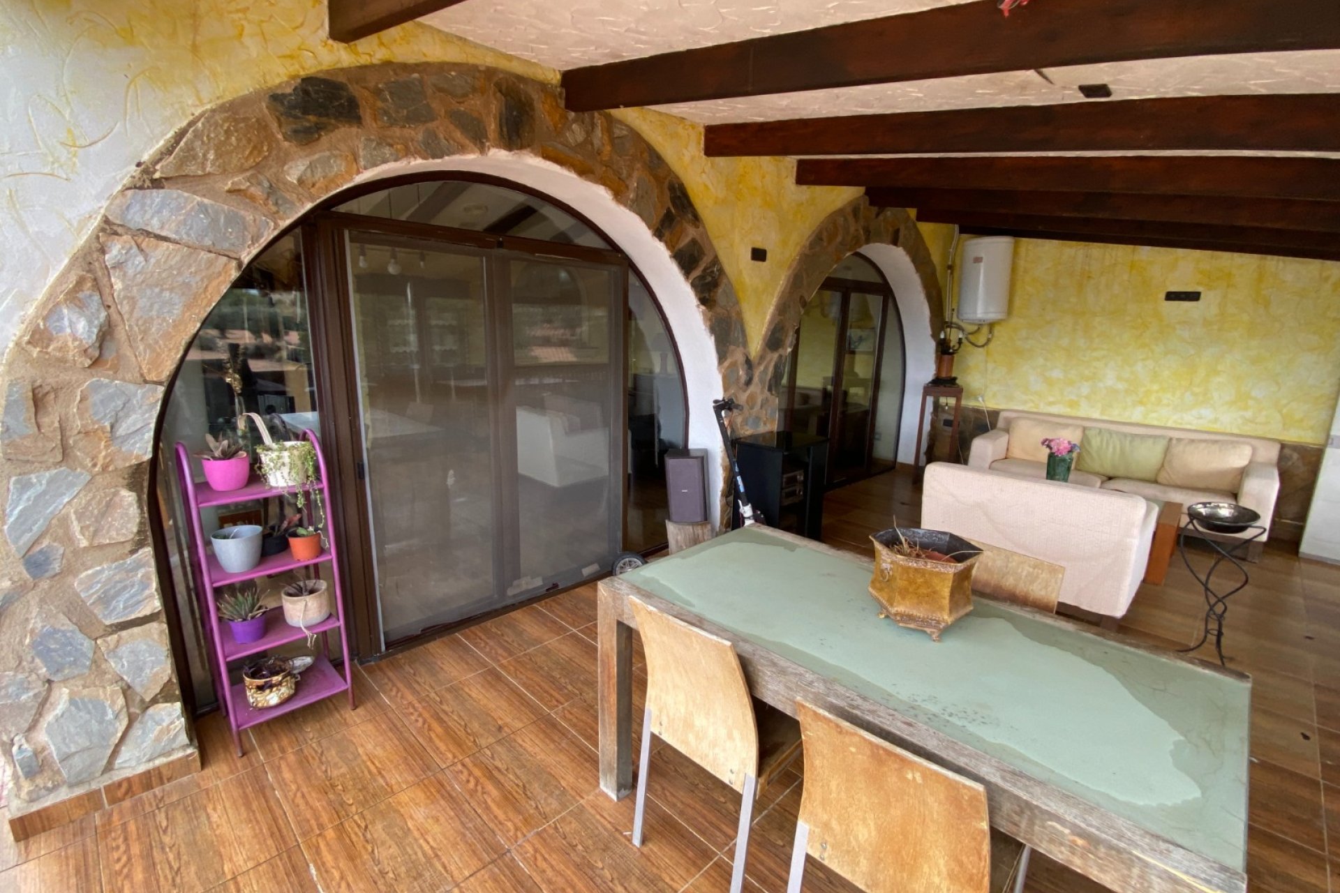 Resale - Villa - Sax