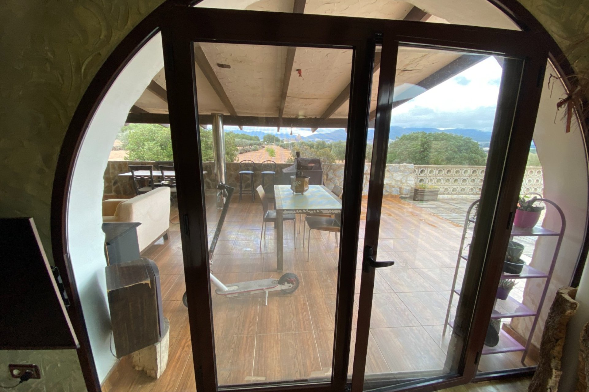 Resale - Villa - Sax