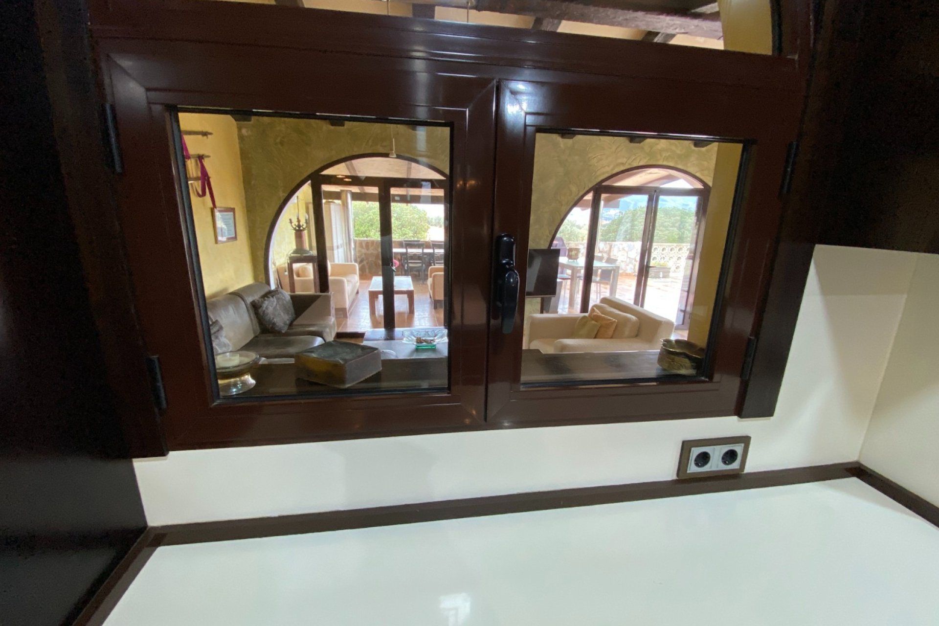 Resale - Villa - Sax