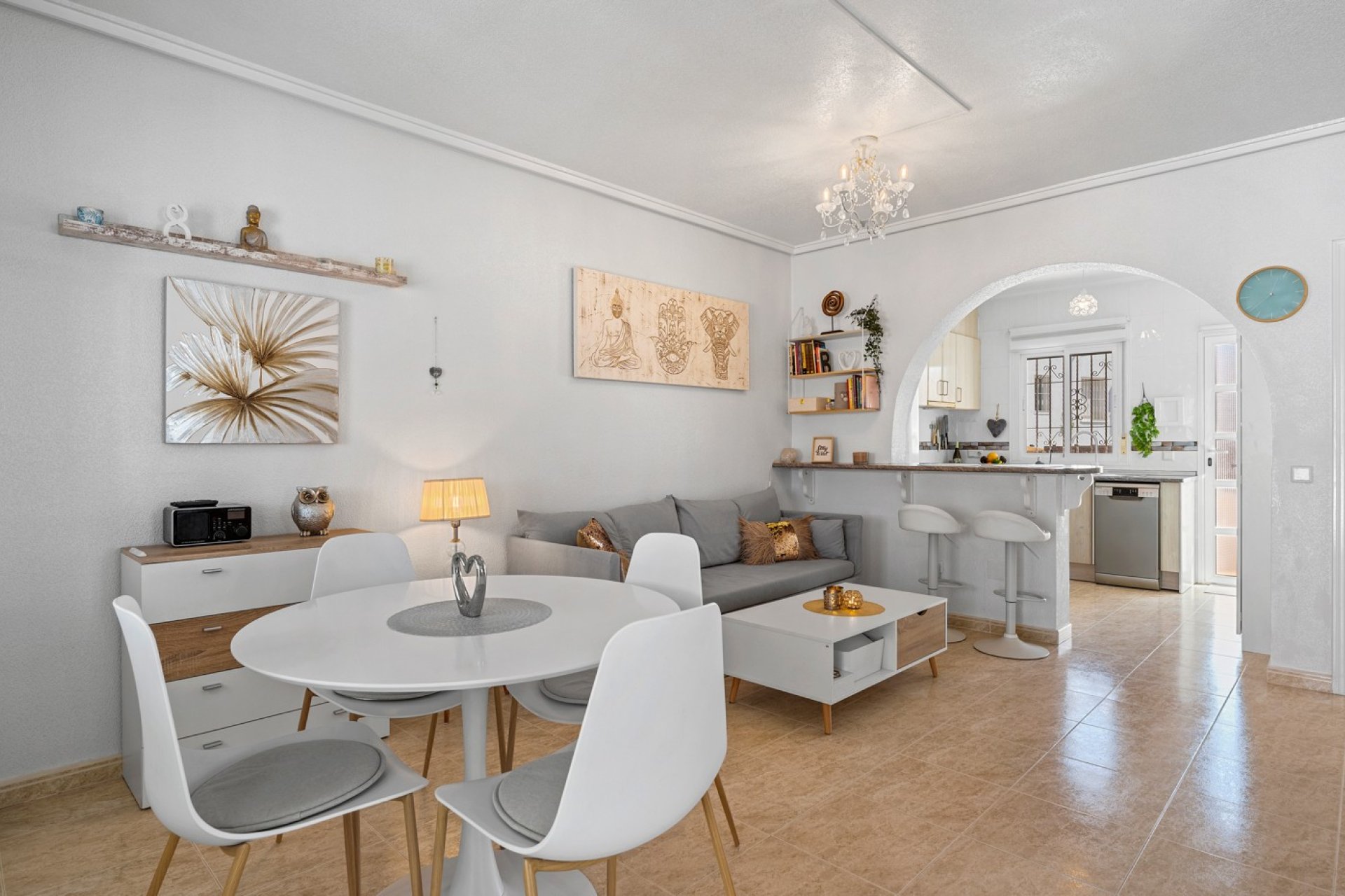 Resale - Villa / Semi semi-detached - Benijofar - Monte Azul/ El Dorado