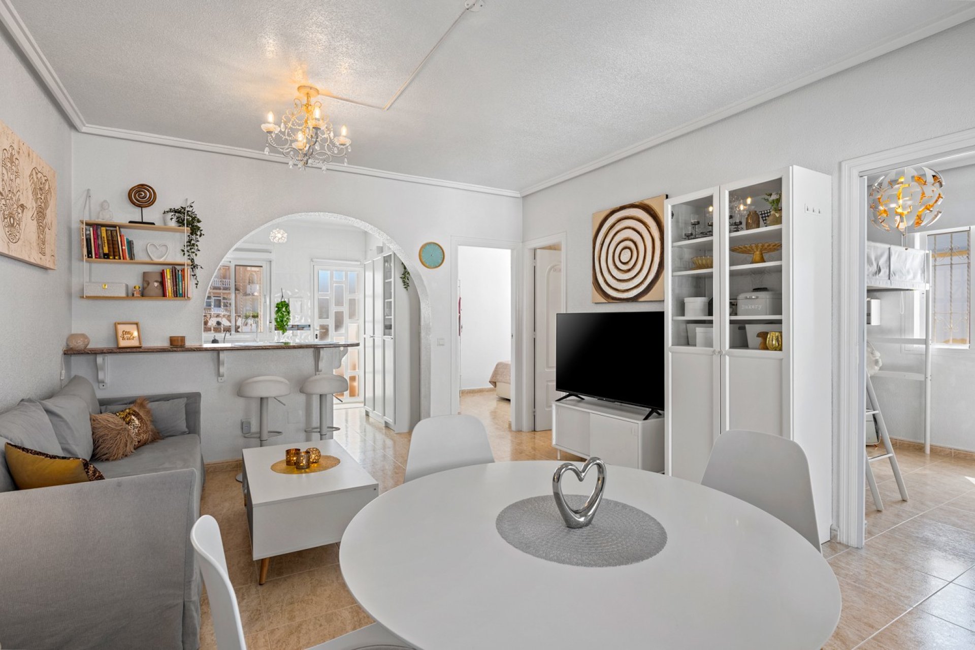 Resale - Villa / Semi semi-detached - Benijofar - Monte Azul/ El Dorado