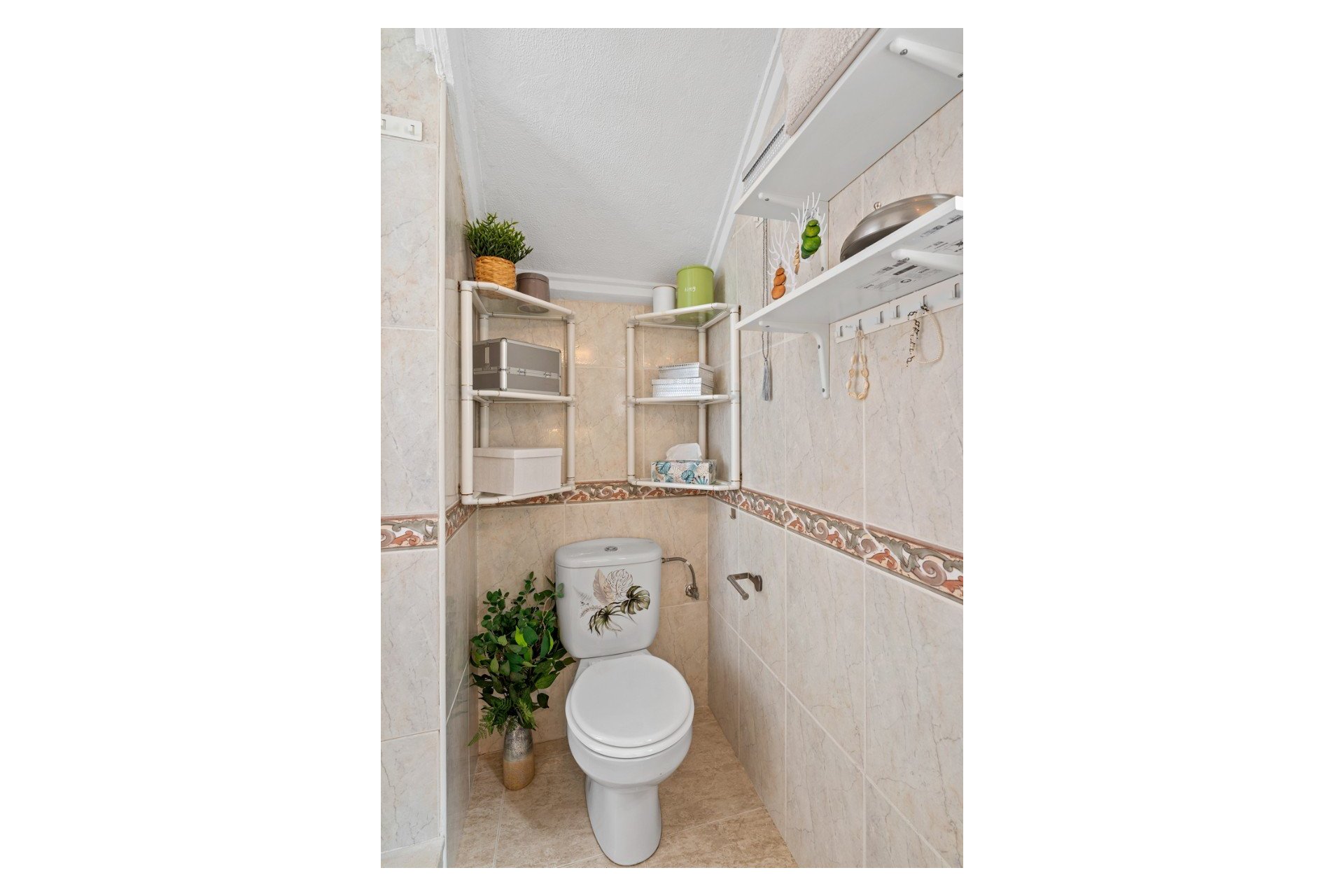 Resale - Villa / Semi semi-detached - Benijofar - Monte Azul/ El Dorado