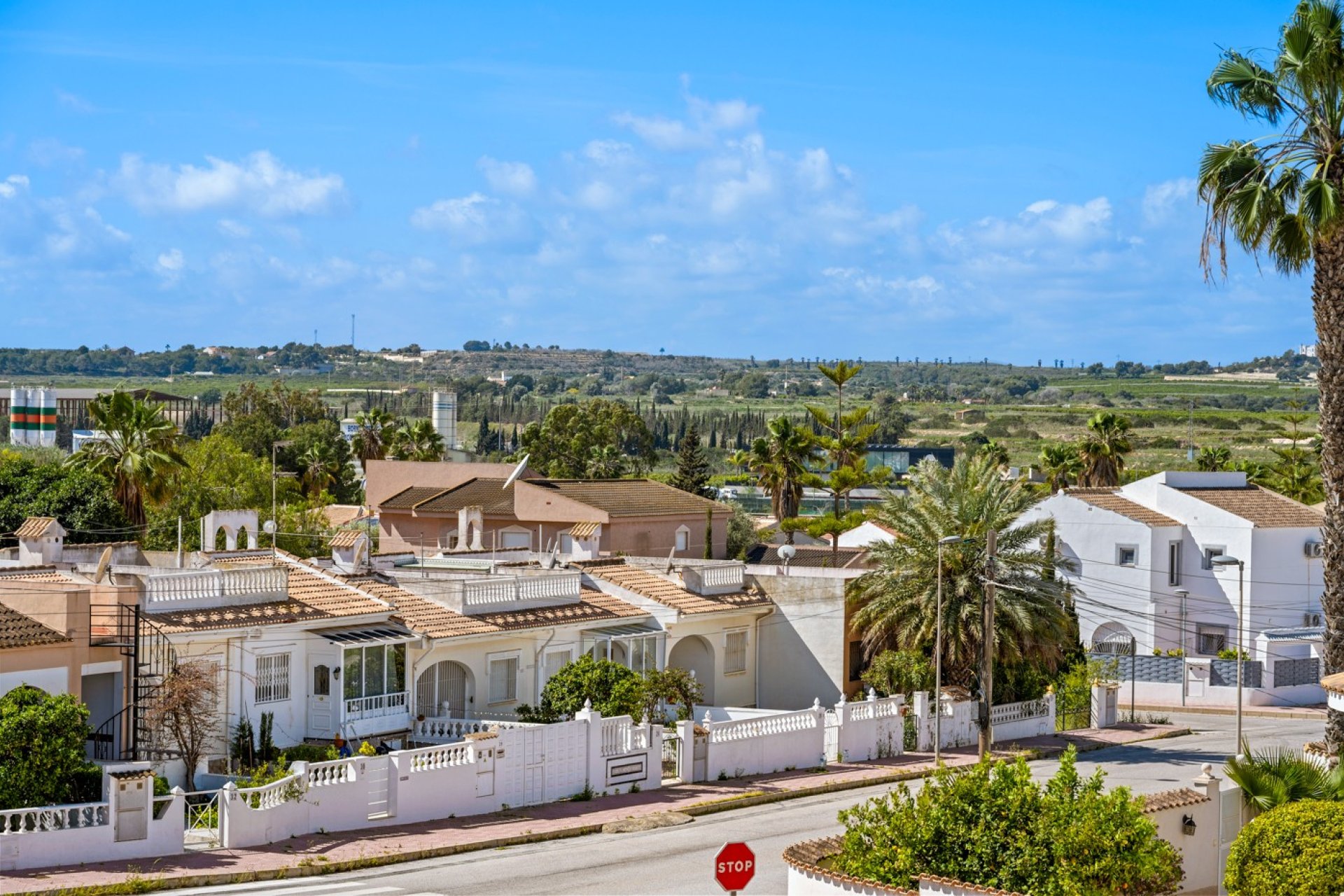 Resale - Villa / Semi semi-detached - Benijofar - Monte Azul/ El Dorado
