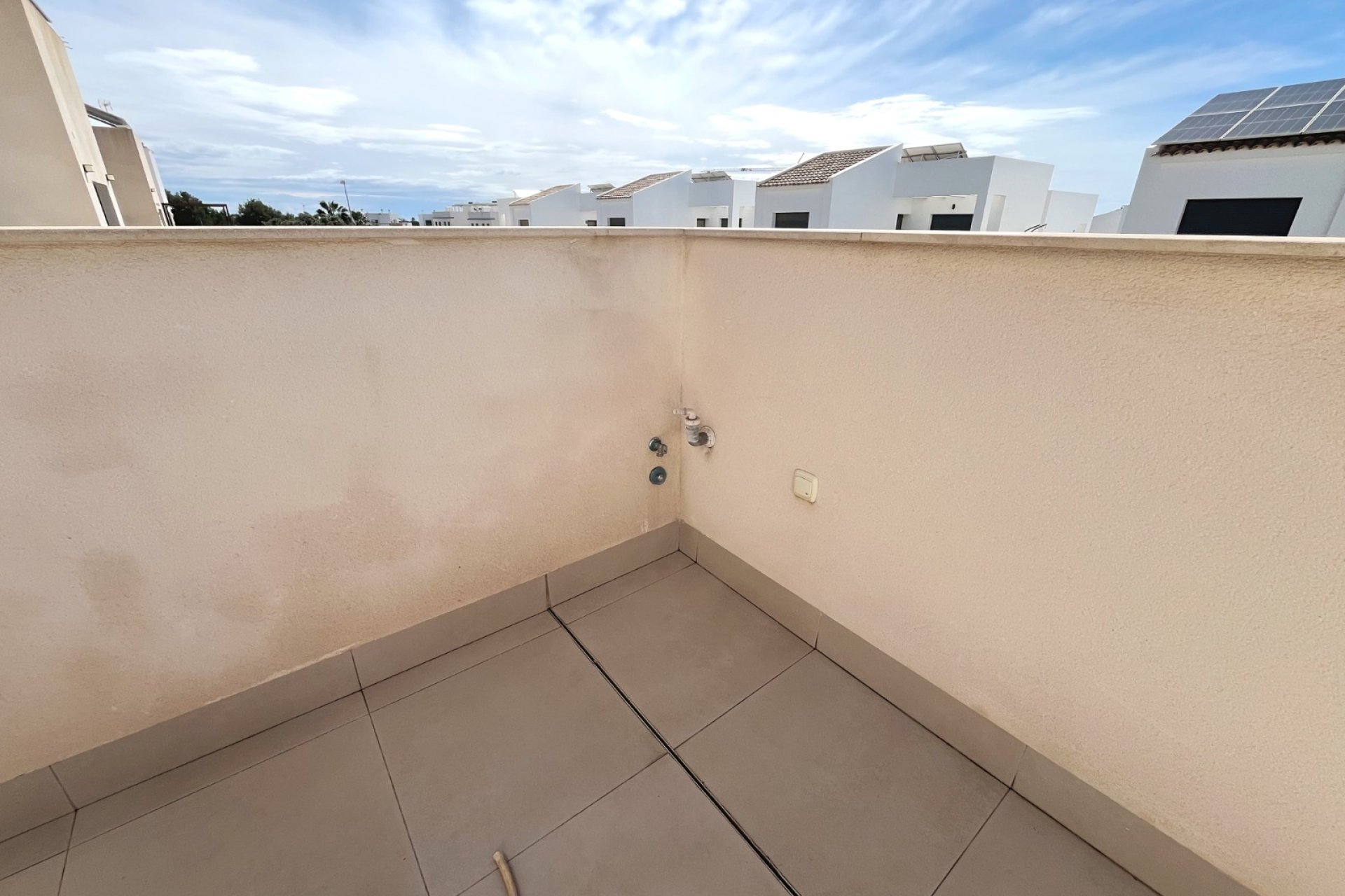 Resale - Villa / Semi semi-detached - Ciudad quesada - Pueblo Bravo