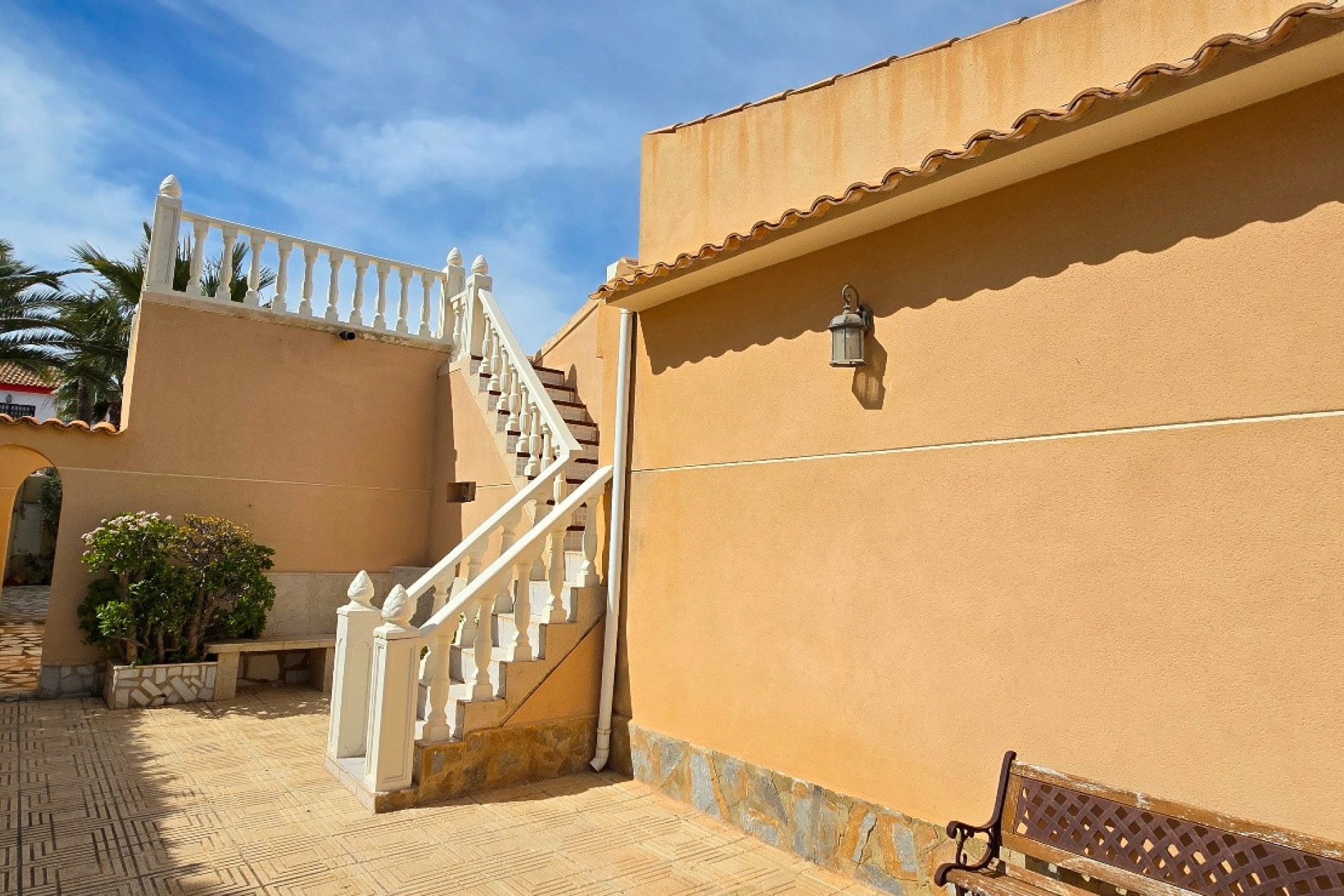 Resale - Villa - Torrevieja - El Chaparral