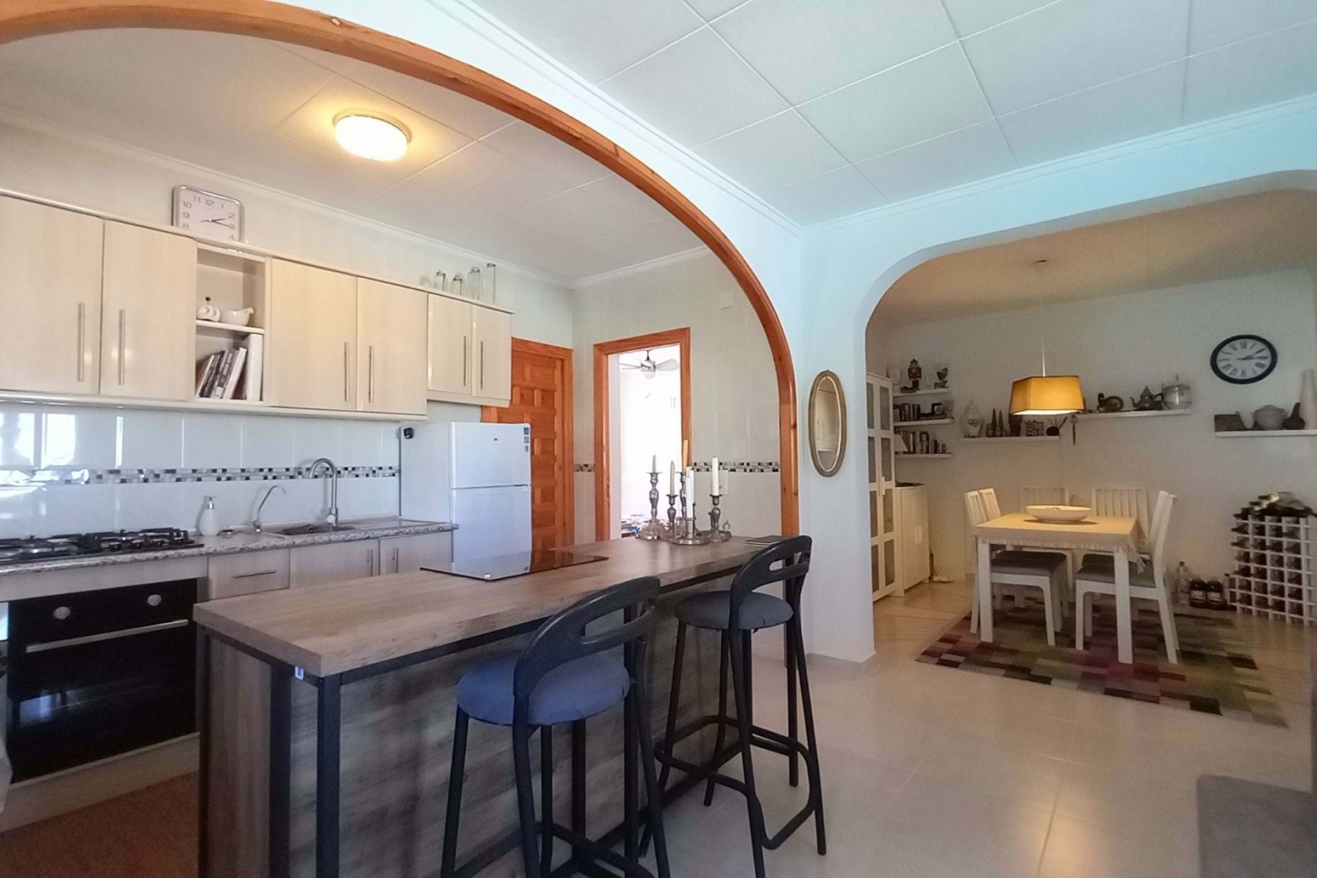 Resale - Villa - Torrevieja - La Siesta