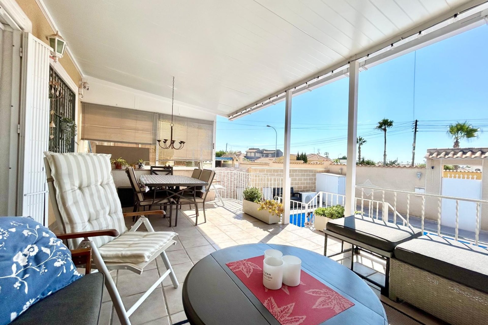 Resale - Villa - Torrevieja - La Siesta