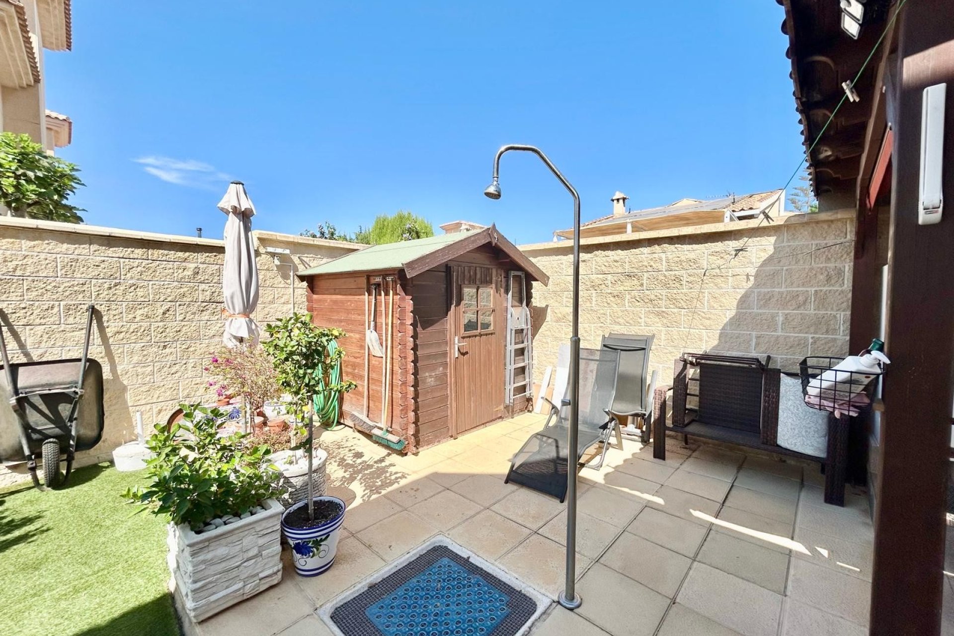 Resale - Villa - Torrevieja - La Siesta