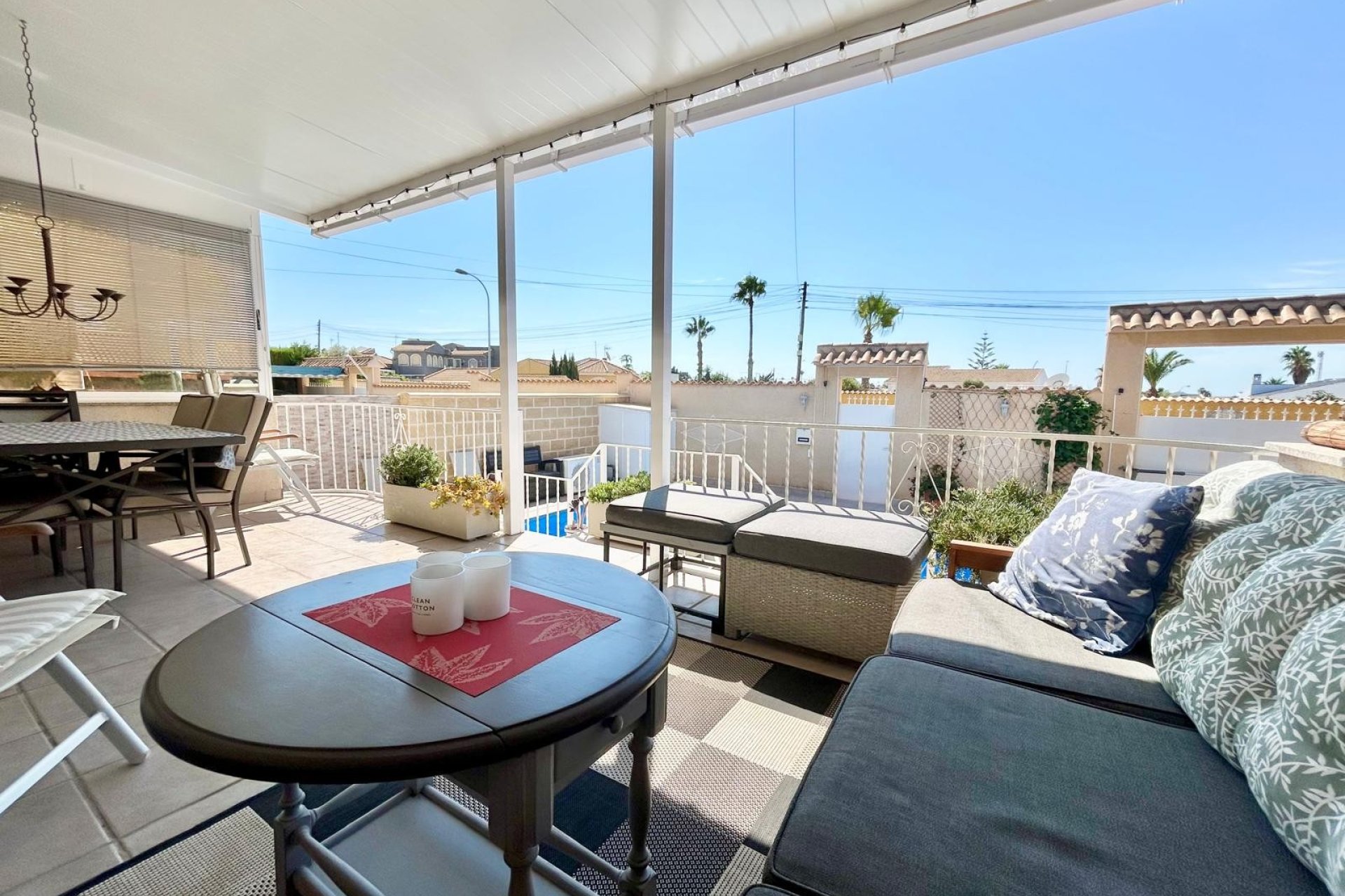 Resale - Villa - Torrevieja - La Siesta