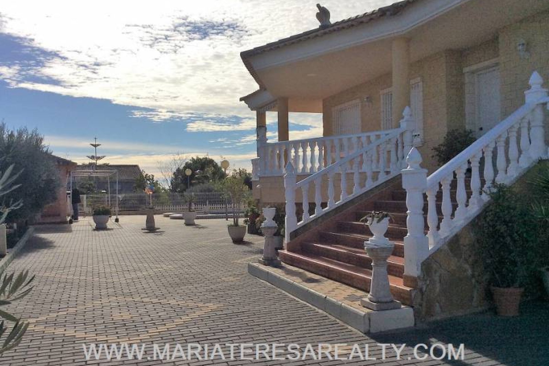 Resale - Villa - Valle del Sol