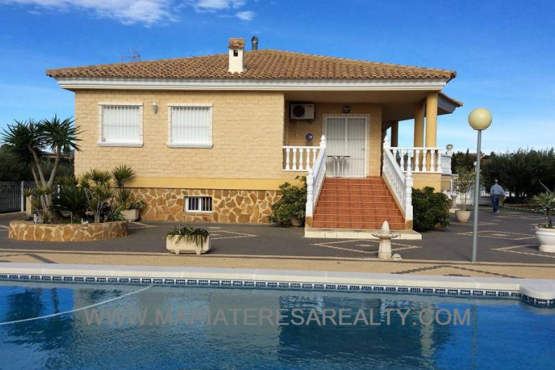 Resale - Villa - Valle del Sol