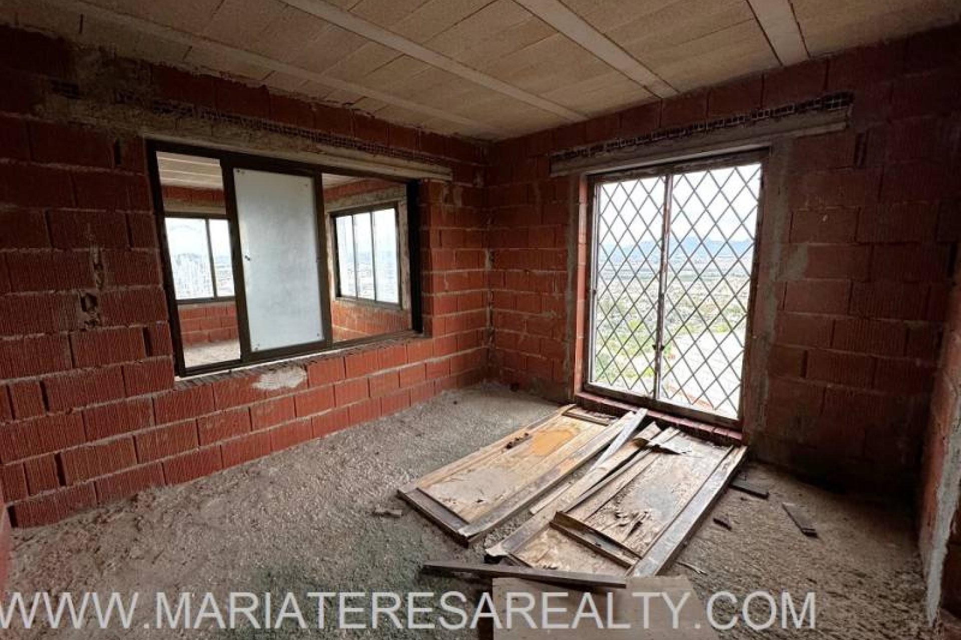 Resale - Villa - Valle del Sol