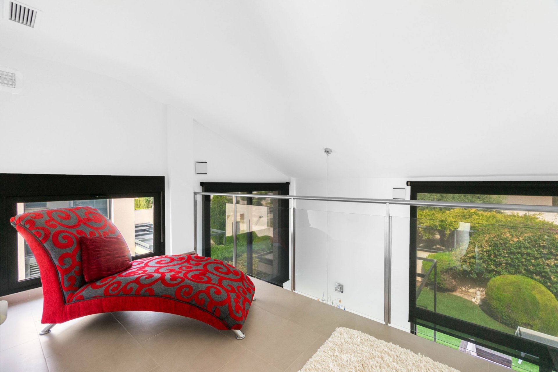 Resale - Villa - Villamartín - Los Dolses