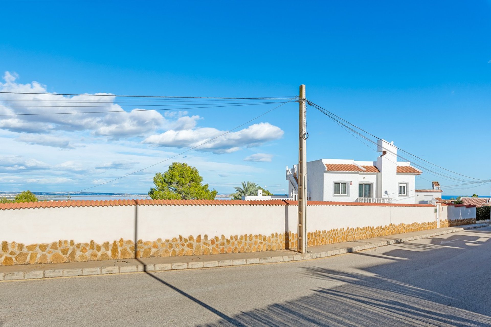 Reventa - Adosado - San Miguel de Salinas